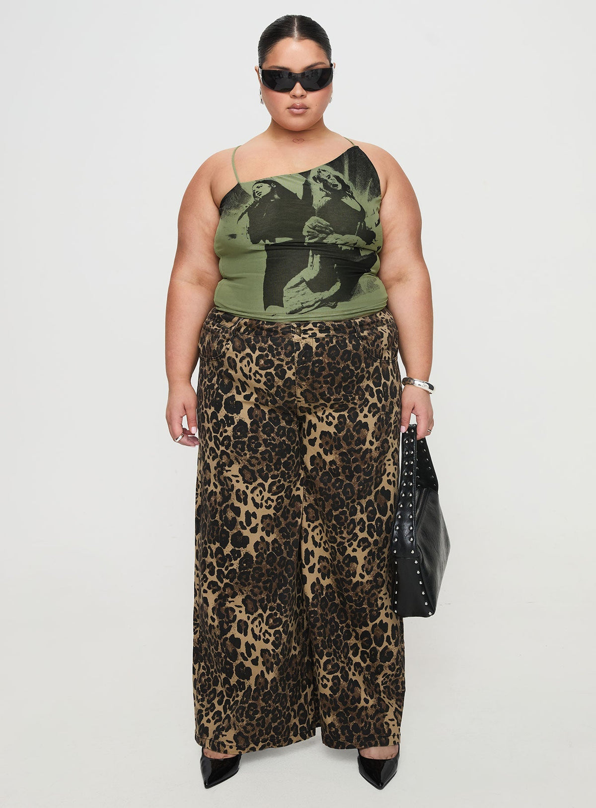 Miekie Top Green Curve