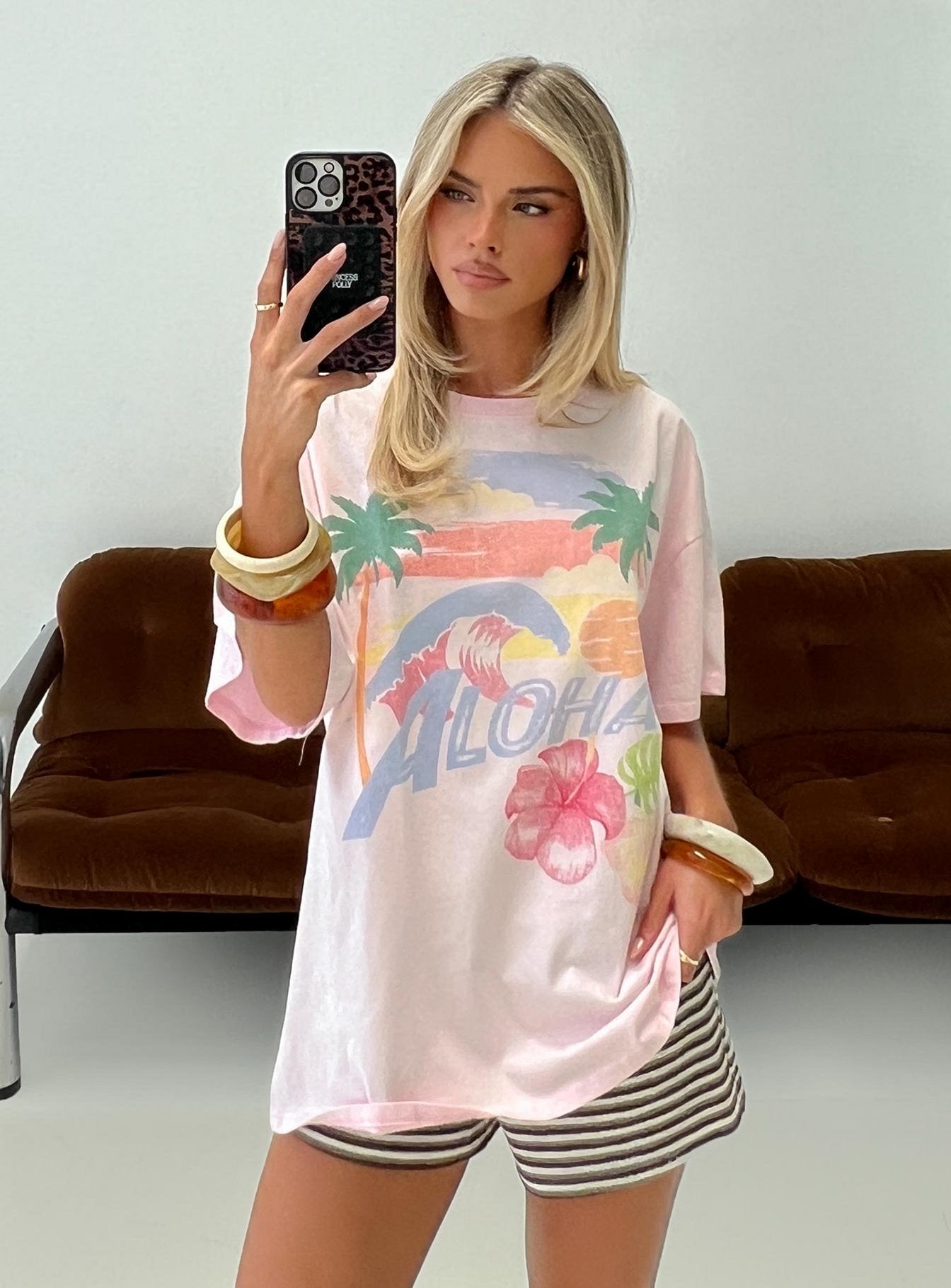 Hawaiian Greetings Oversized Graphic Tee Washed Pink