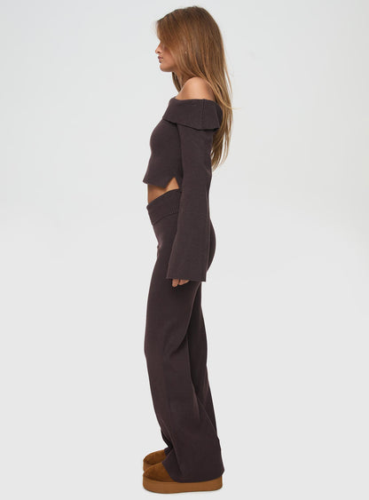 Sina Off The Shoulder Top Chocolate