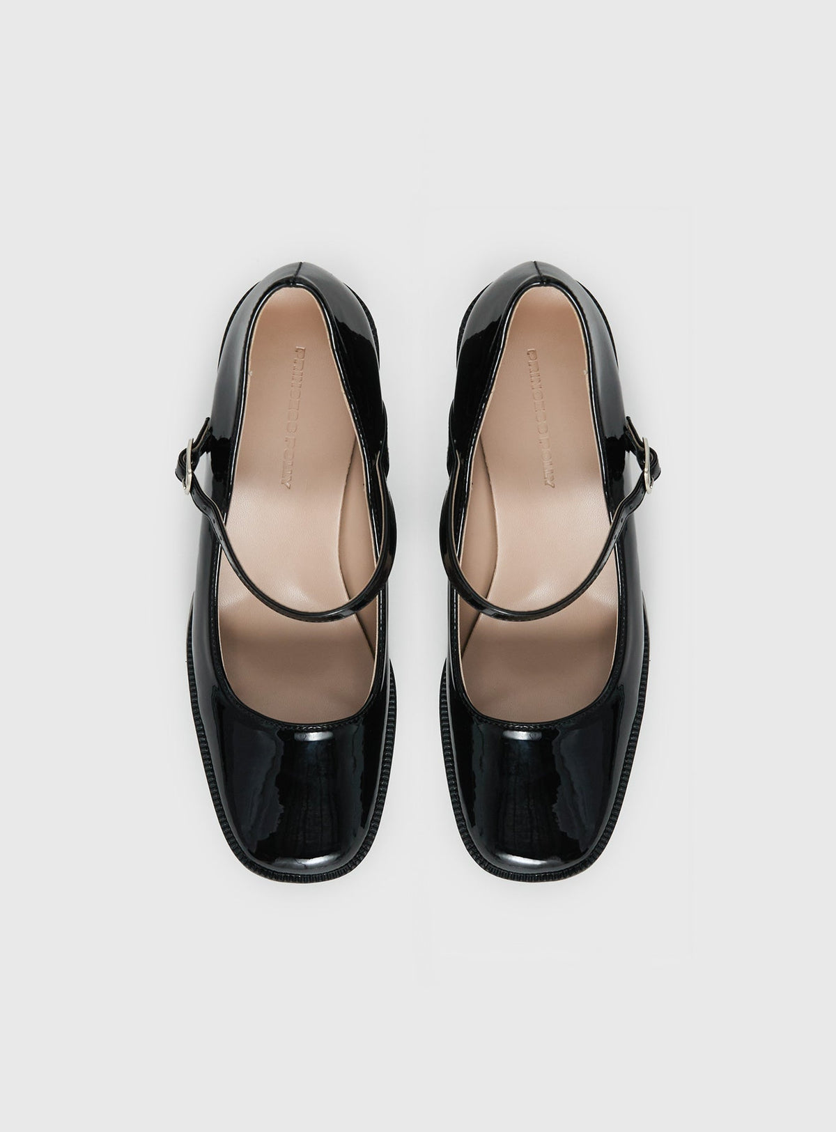 Regie Heels Black