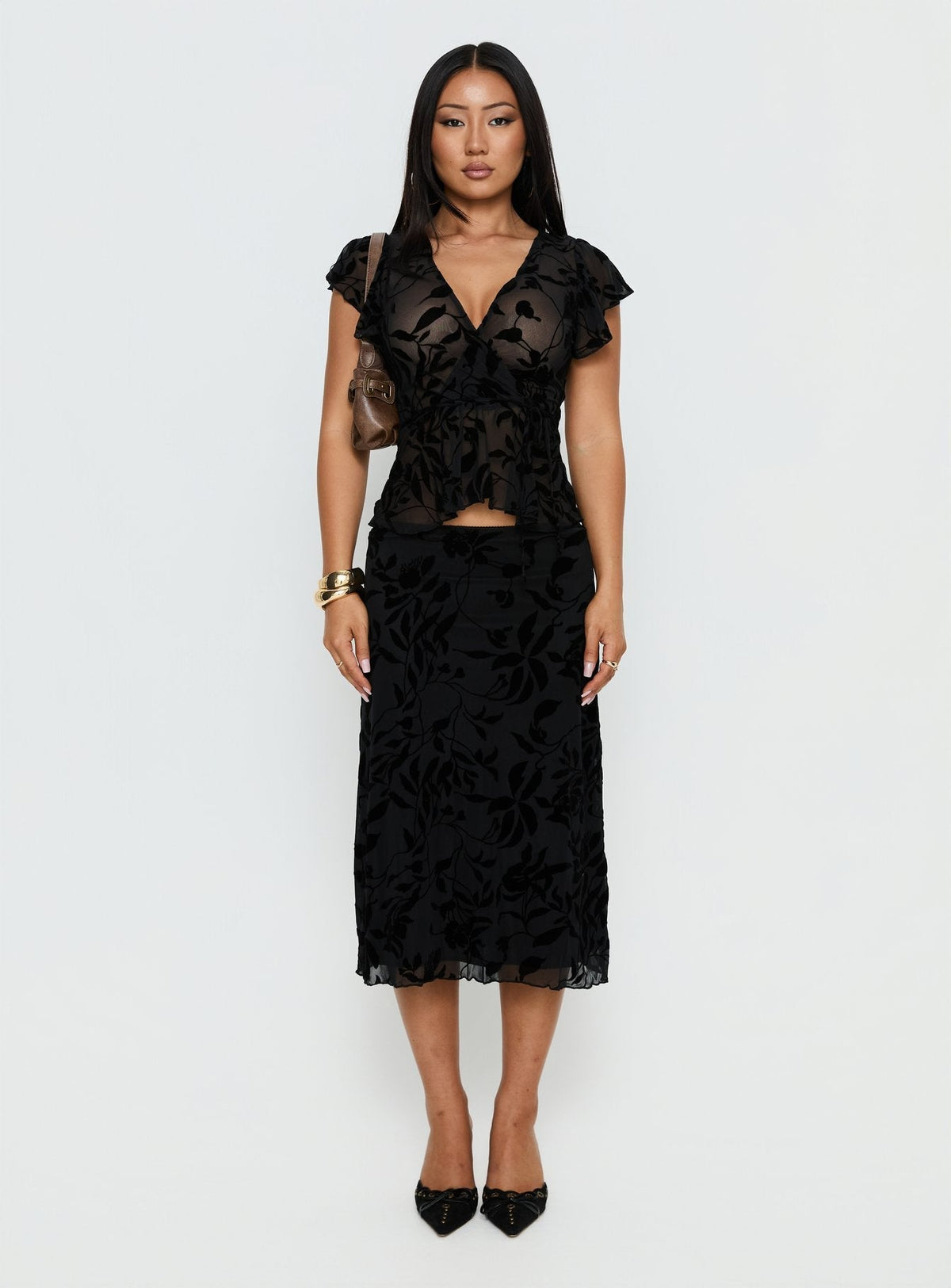 Giuliana Top Leaf Flower Black