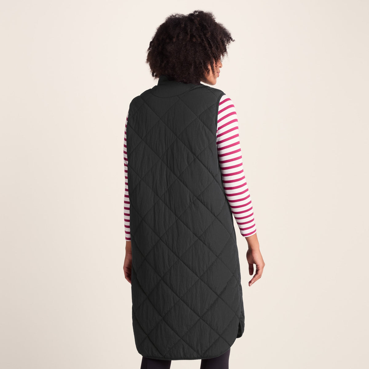 Anda Womens Shower Resistant Insulated Gilet - Black
