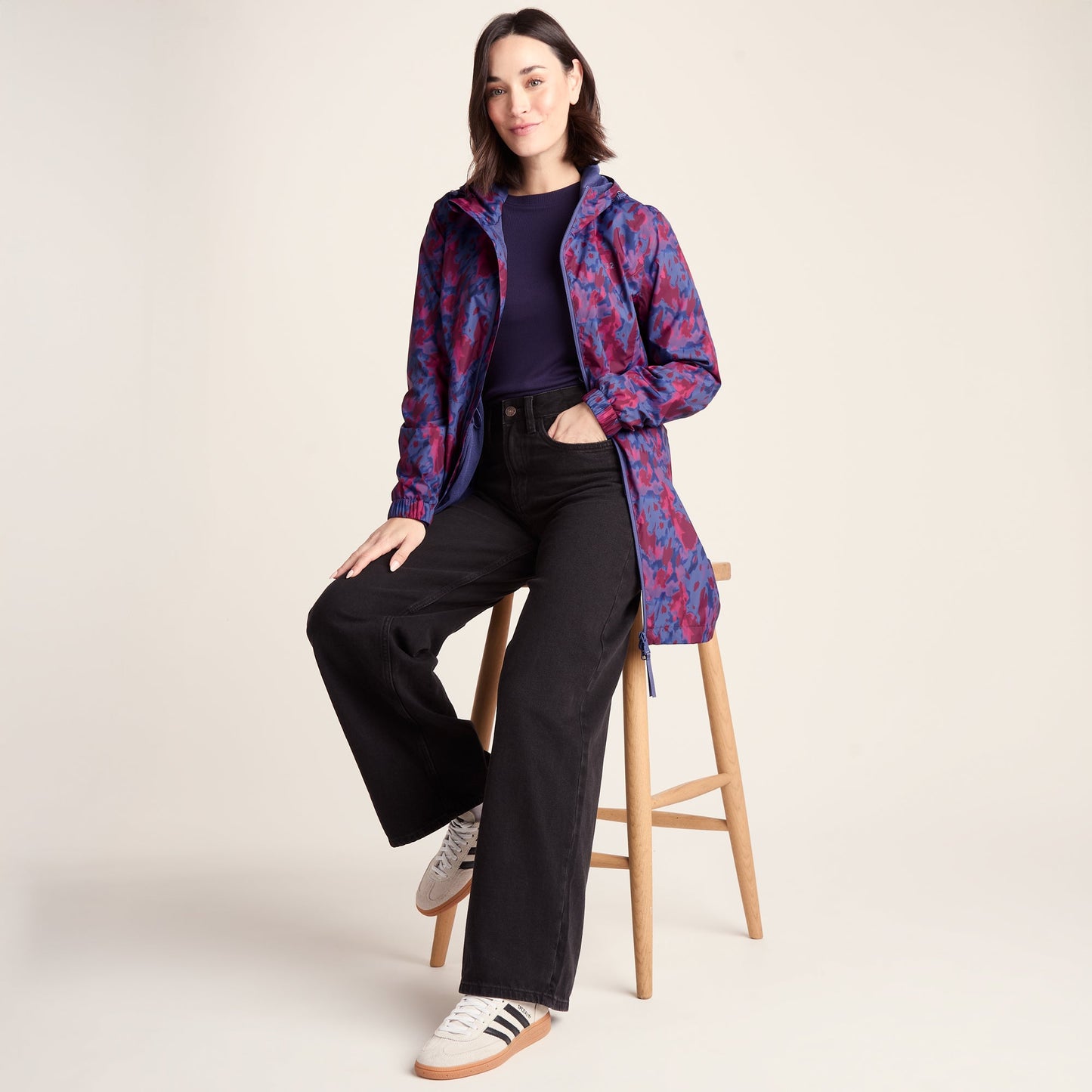 Kilnsey Womens Waterproof Jacket - Oxford Blue Abstract Print
