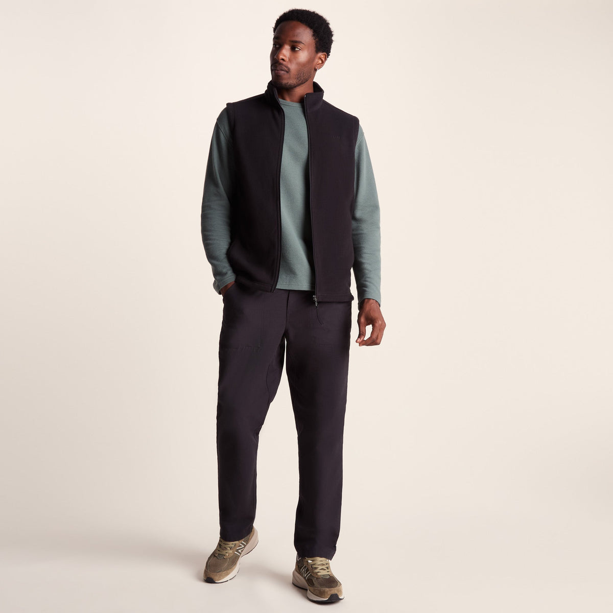 Revive Mens Fleece Gilet - Black