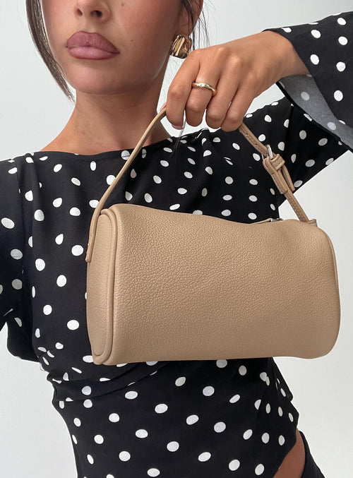 Finest Hour Shoulder Bag Taupe